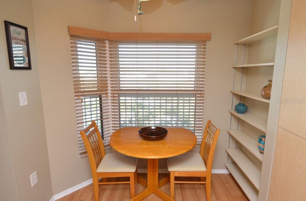 Image 19 of 100 For 1316 Pasadena Avenue S 407