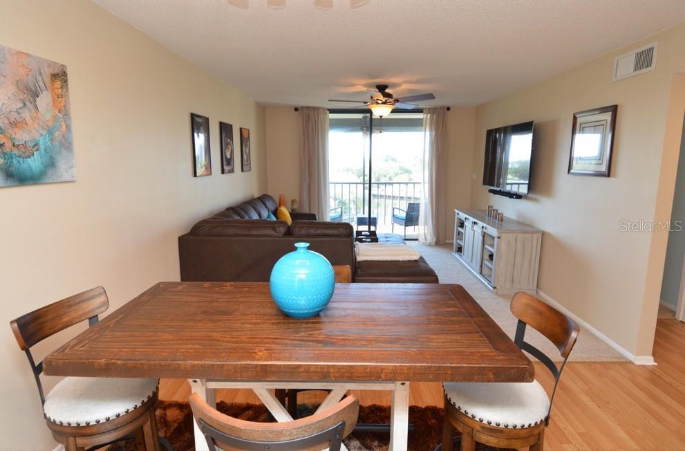 Image 27 of 100 For 1316 Pasadena Avenue S 407