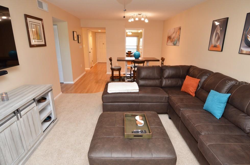 Image 28 of 100 For 1316 Pasadena Avenue S 407