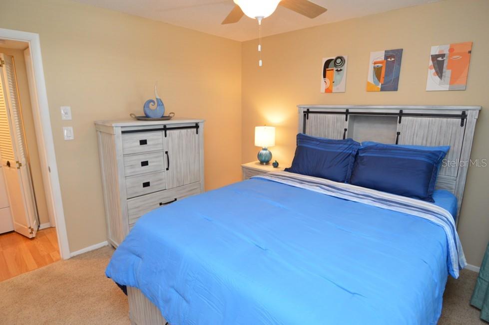 Image 49 of 100 For 1316 Pasadena Avenue S 407