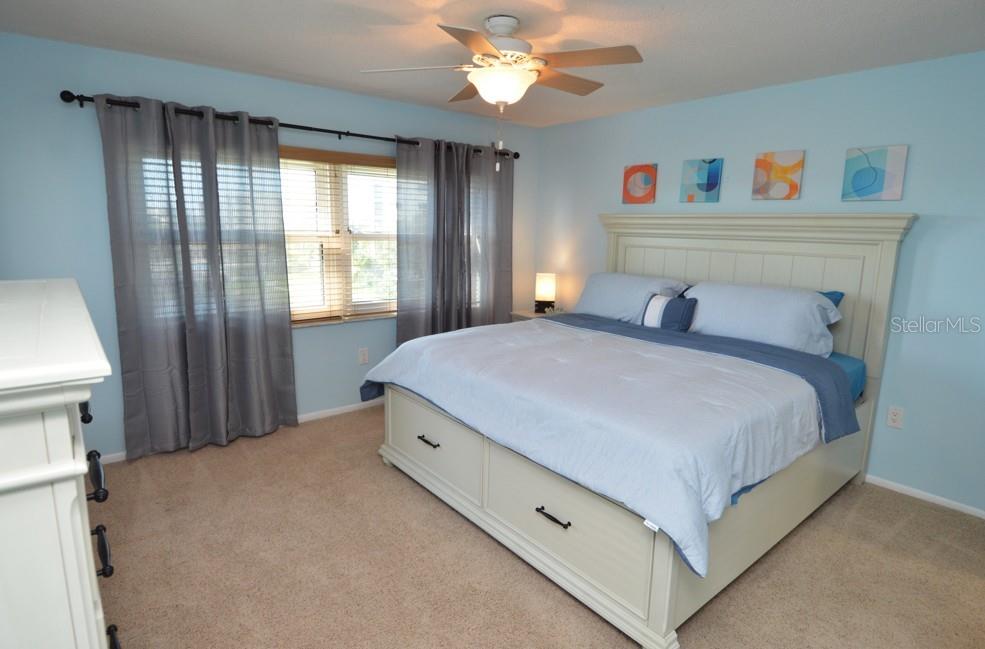 Image 58 of 100 For 1316 Pasadena Avenue S 407