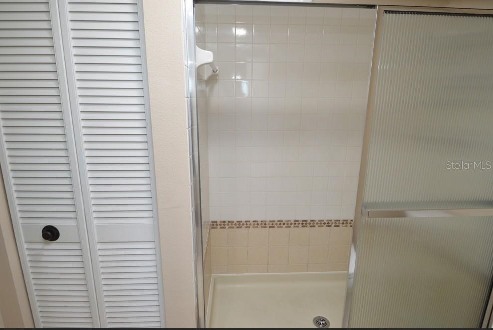 Image 73 of 100 For 1316 Pasadena Avenue S 407