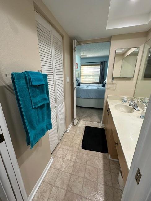 Image 81 of 100 For 1316 Pasadena Avenue S 407