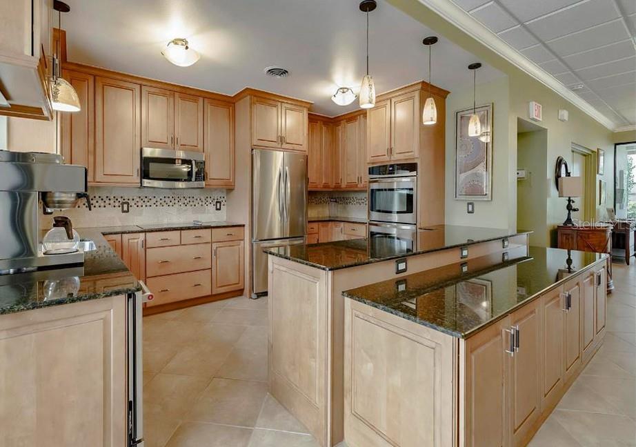 Image 95 of 100 For 1316 Pasadena Avenue S 407