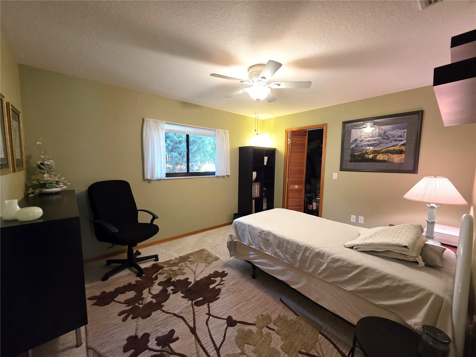 Image 17 of 45 For 9446 Ashley Drive