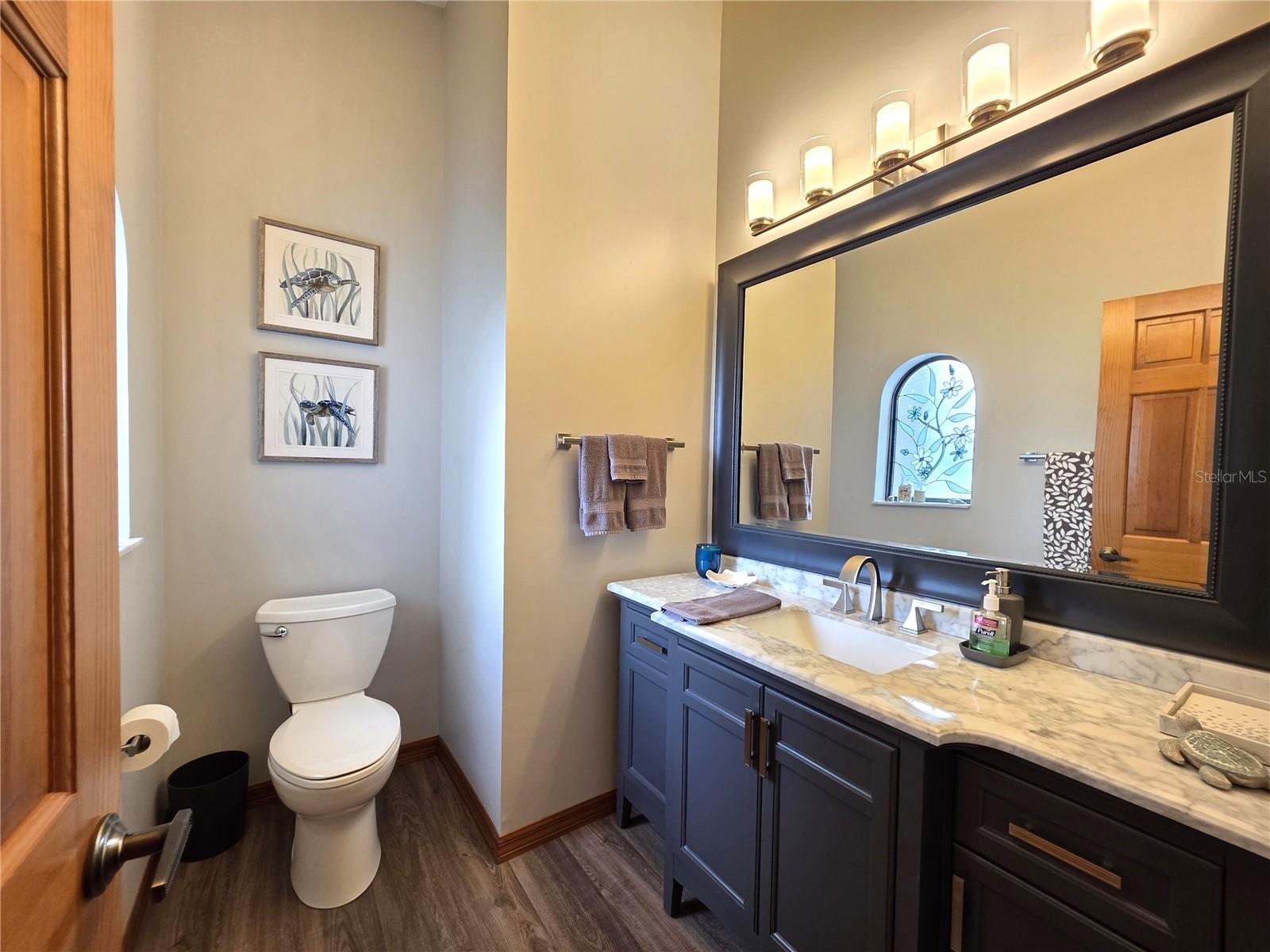 Image 25 of 45 For 9446 Ashley Drive