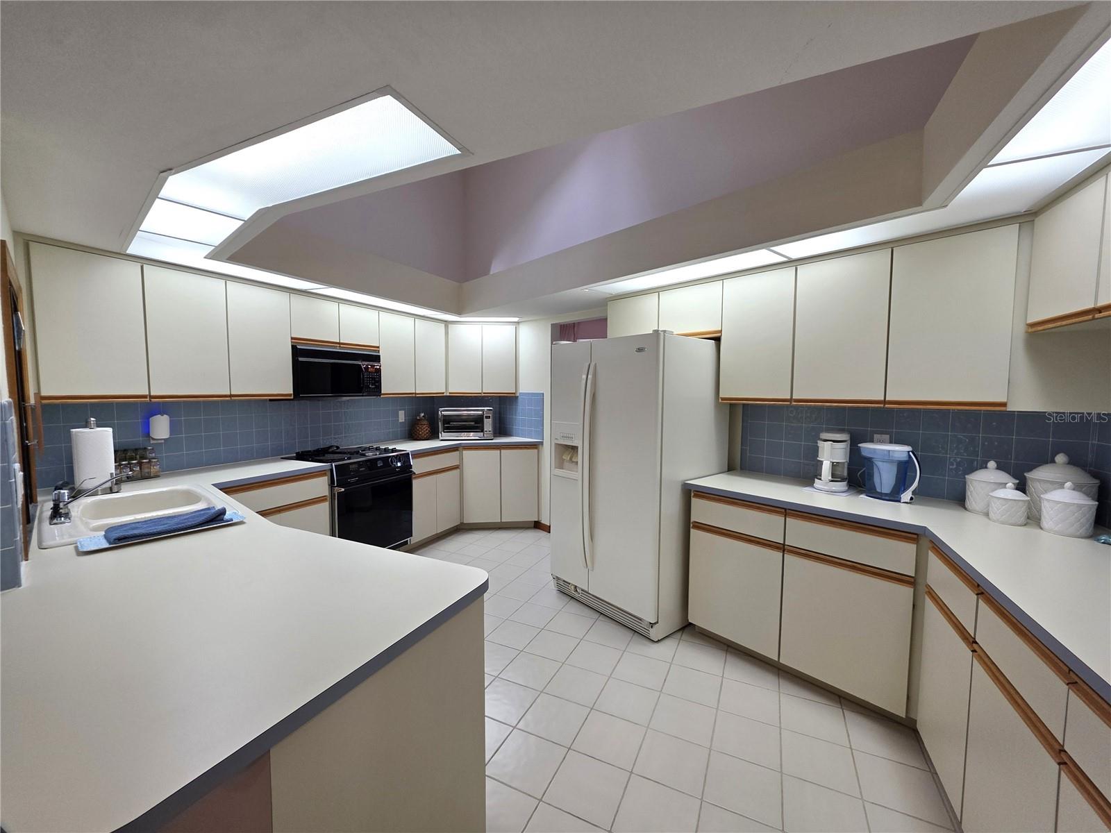 Image 8 of 45 For 9446 Ashley Drive