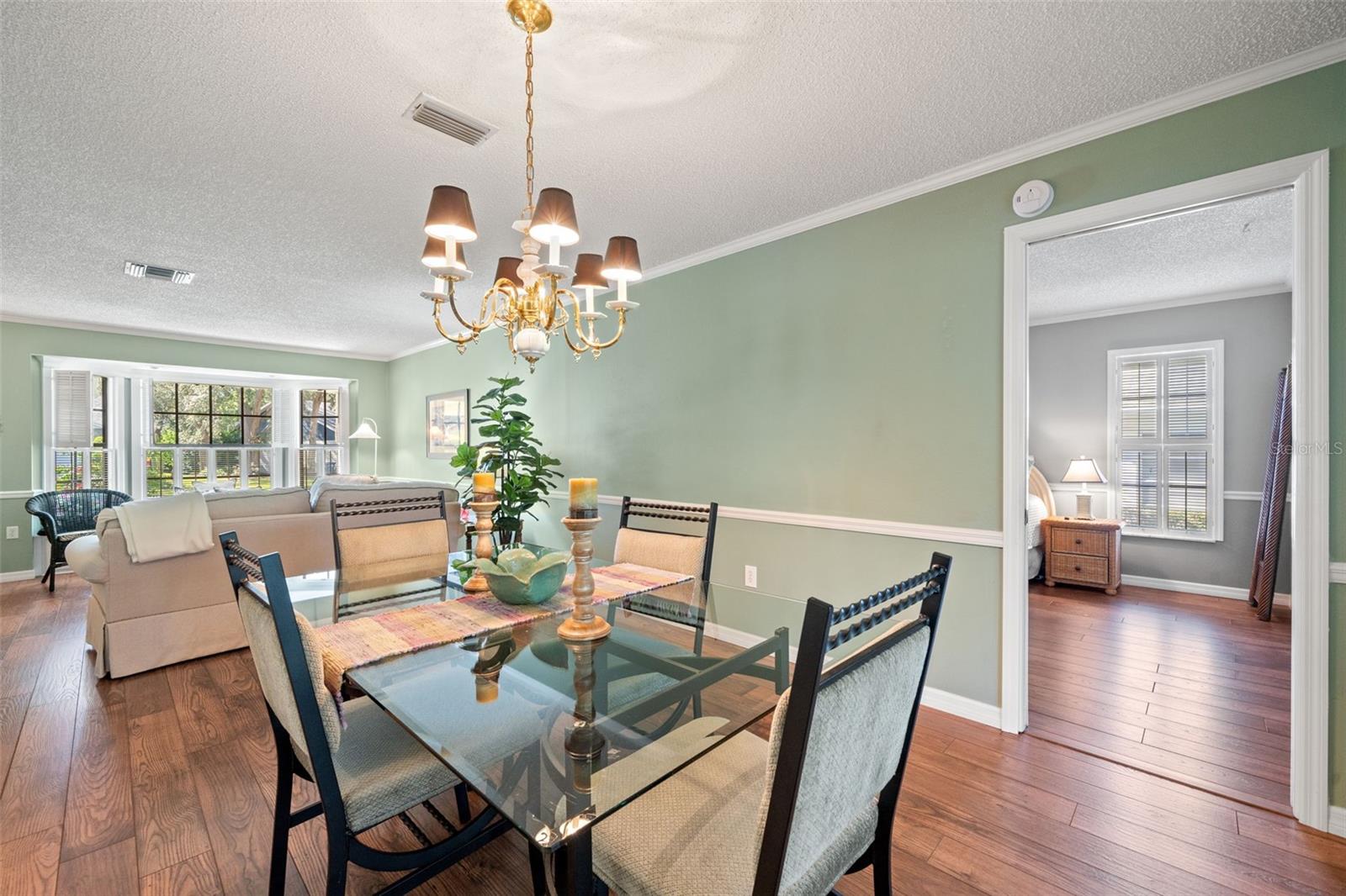 Image 35 of 77 For 2647 Royal Ridge Drive