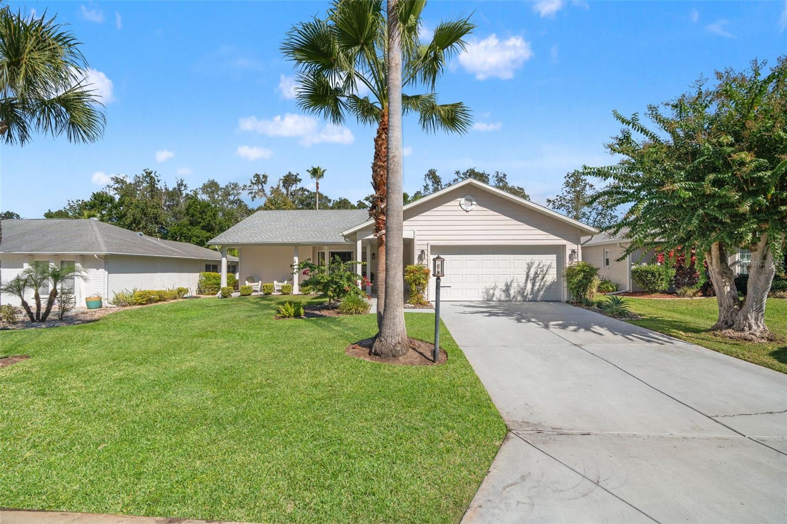 Image 4 of 77 For 2647 Royal Ridge Drive