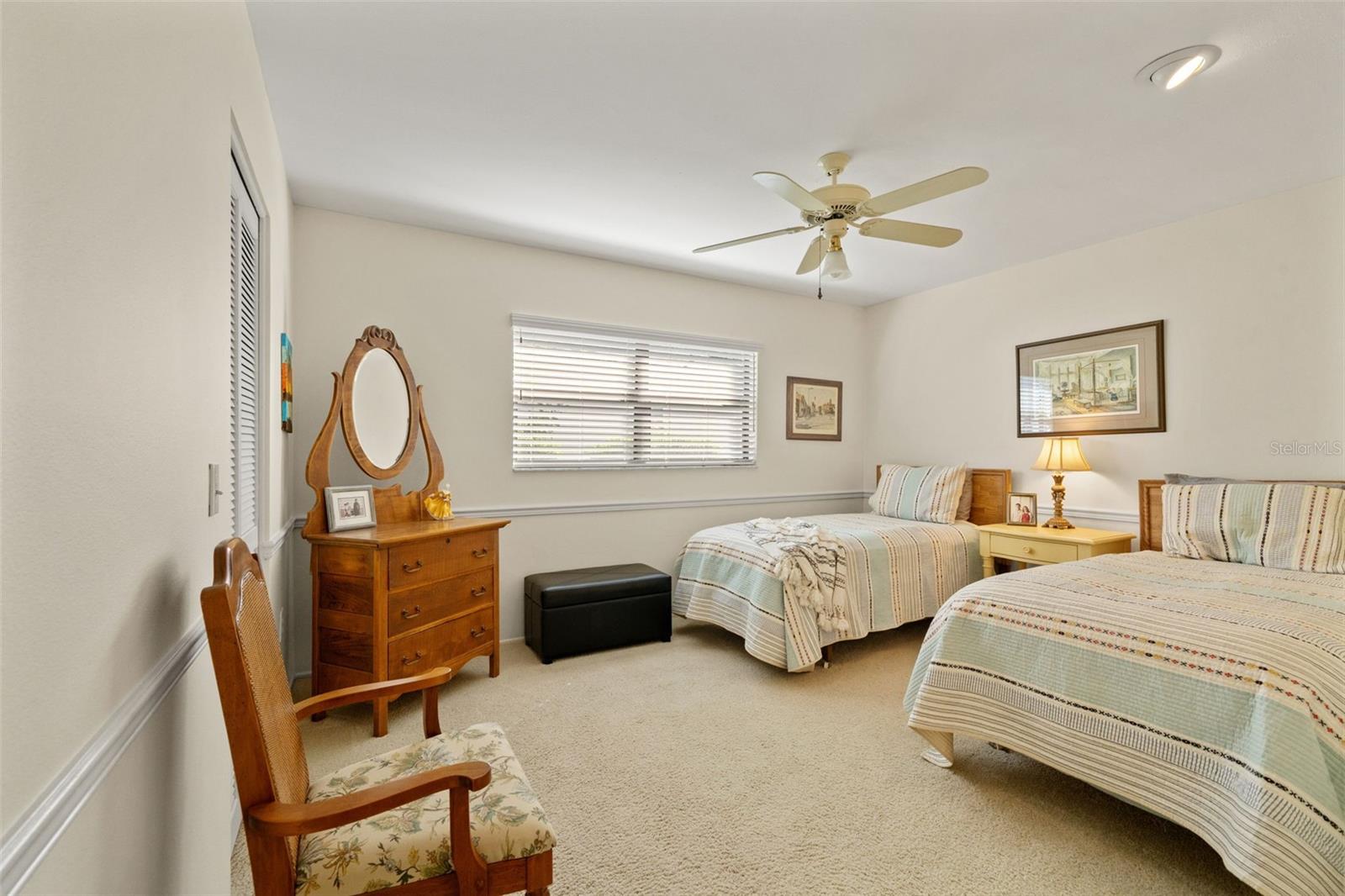 Image 48 of 77 For 2647 Royal Ridge Drive