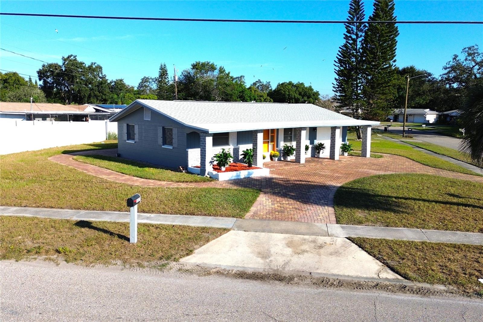 Image 4 of 59 For 5307 Forest Hills Drive