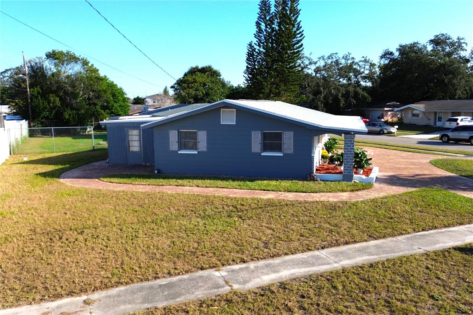 Image 6 of 59 For 5307 Forest Hills Drive