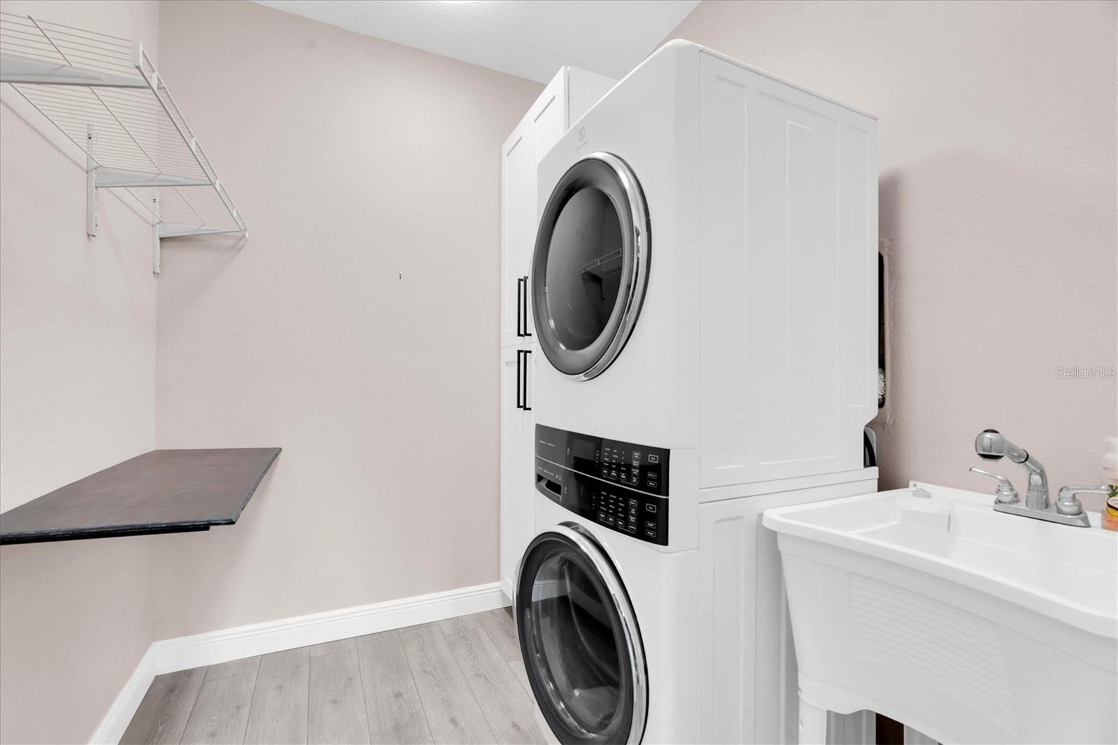 Image 28 of 39 For 4136 Watson Drive