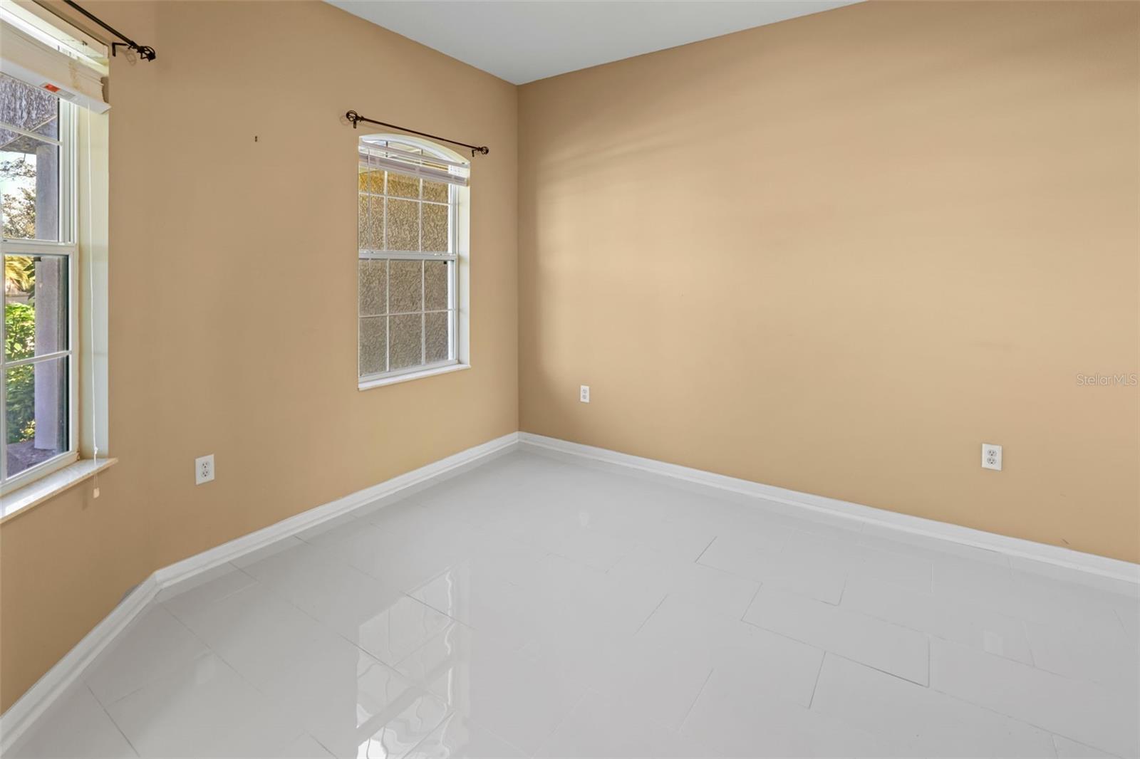 Image 17 of 61 For 10282 Bannock Street