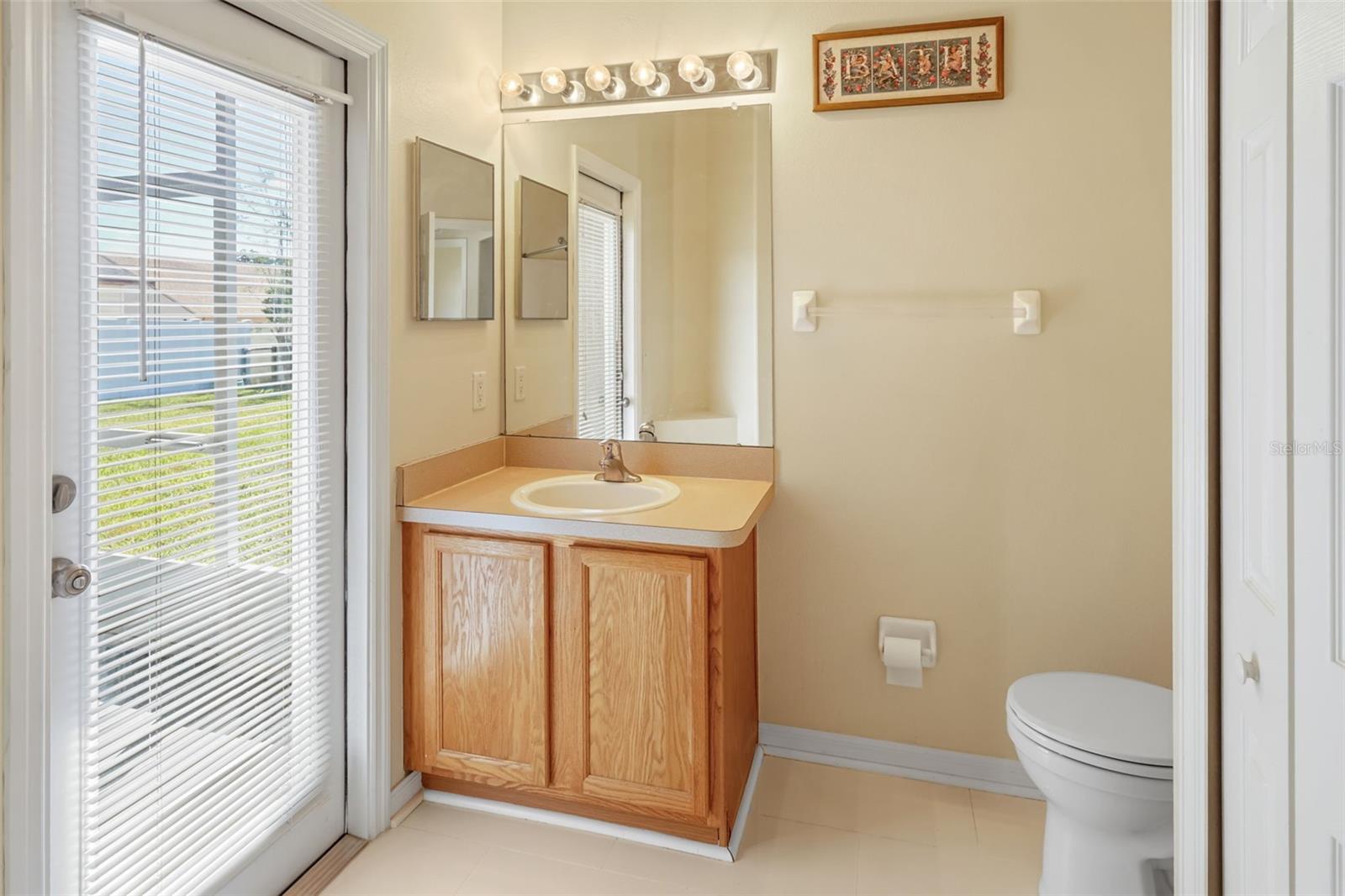 Image 36 of 61 For 10282 Bannock Street