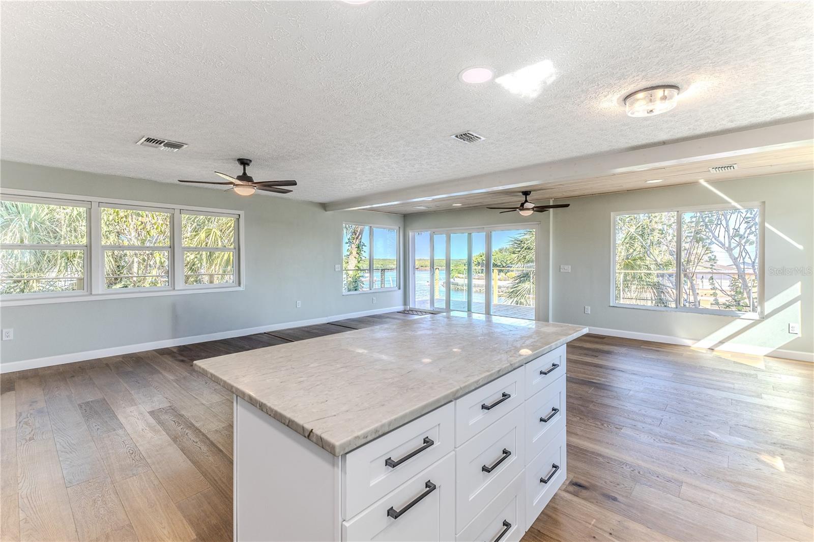 Image 33 of 71 For 3285 Minnow Creek Drive