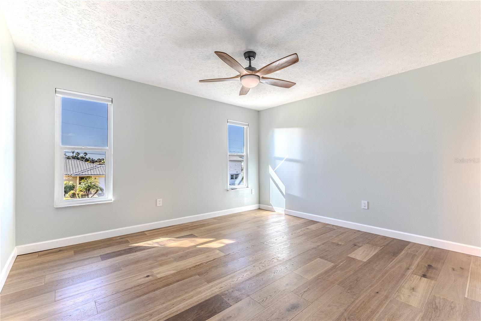 Image 41 of 71 For 3285 Minnow Creek Drive