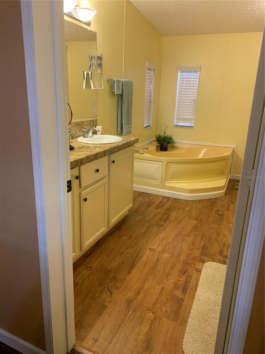 Image 11 of 28 For 8127 Fortune Hunter Drive