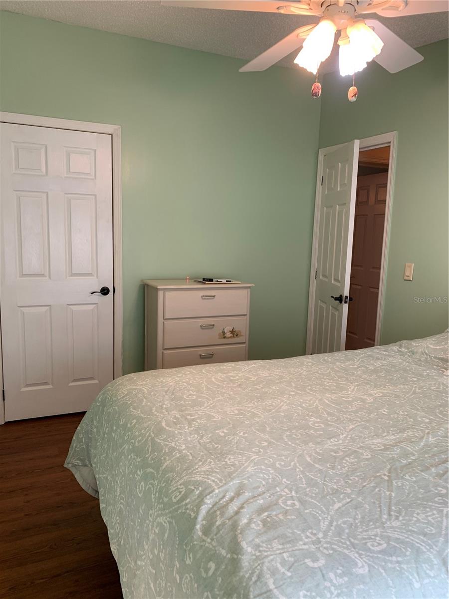 Image 15 of 28 For 8127 Fortune Hunter Drive