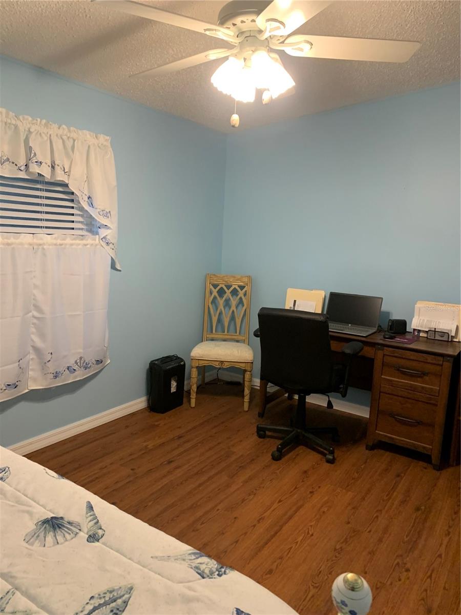 Image 19 of 28 For 8127 Fortune Hunter Drive