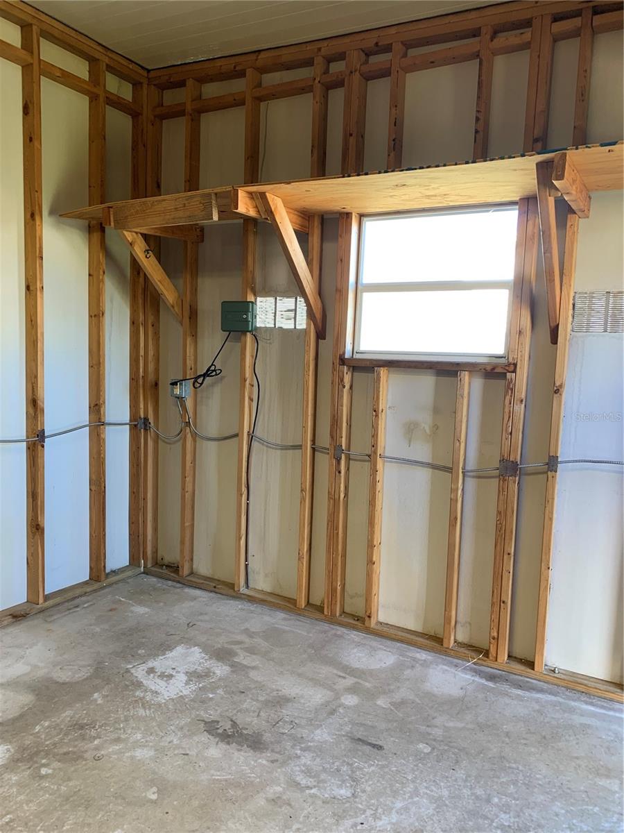 Image 27 of 28 For 8127 Fortune Hunter Drive