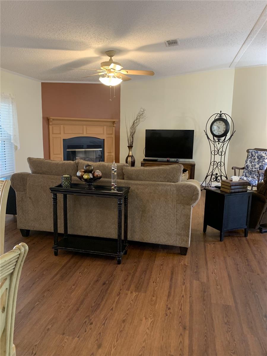 Image 3 of 28 For 8127 Fortune Hunter Drive