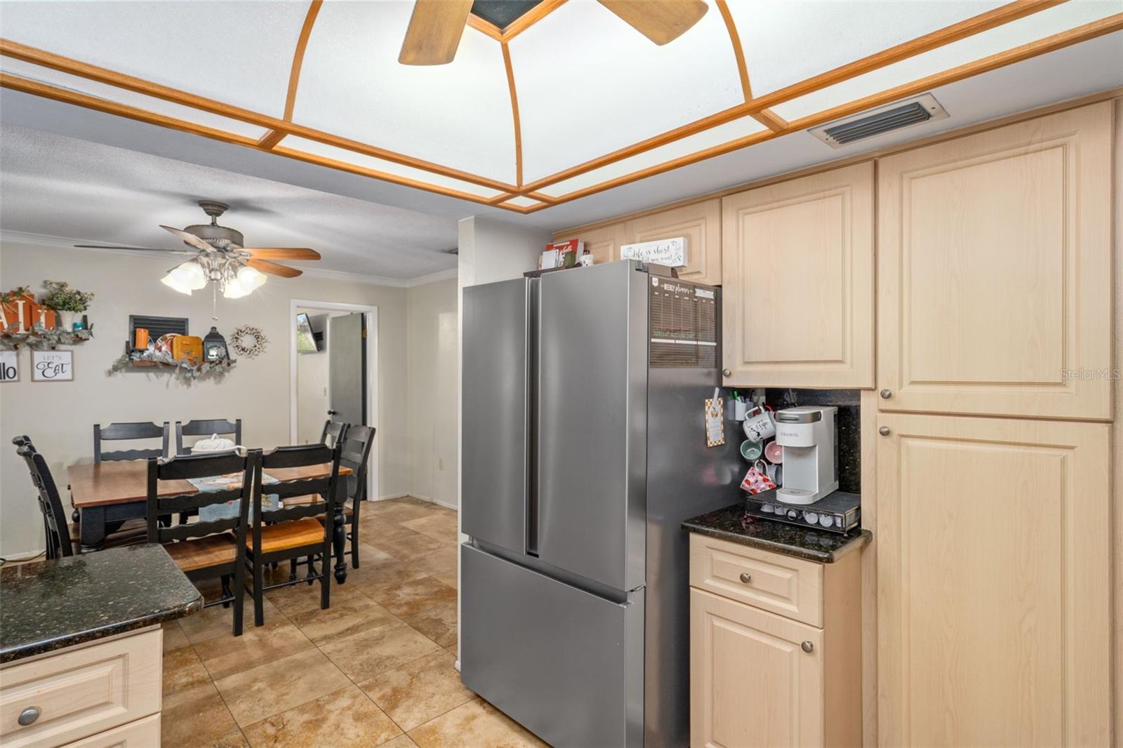 Image 18 of 39 For 1407 Garden Avenue