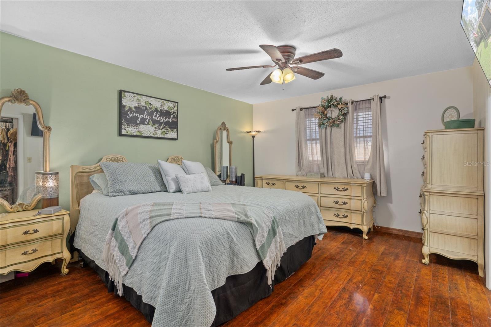 Image 20 of 39 For 1407 Garden Avenue