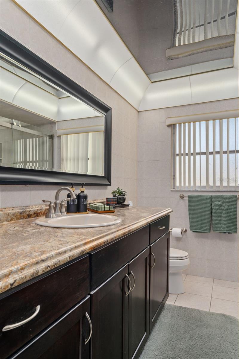 Image 29 of 39 For 1407 Garden Avenue