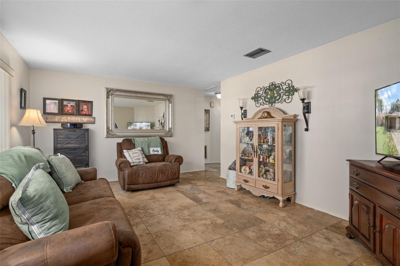 Image 7 of 39 For 1407 Garden Avenue