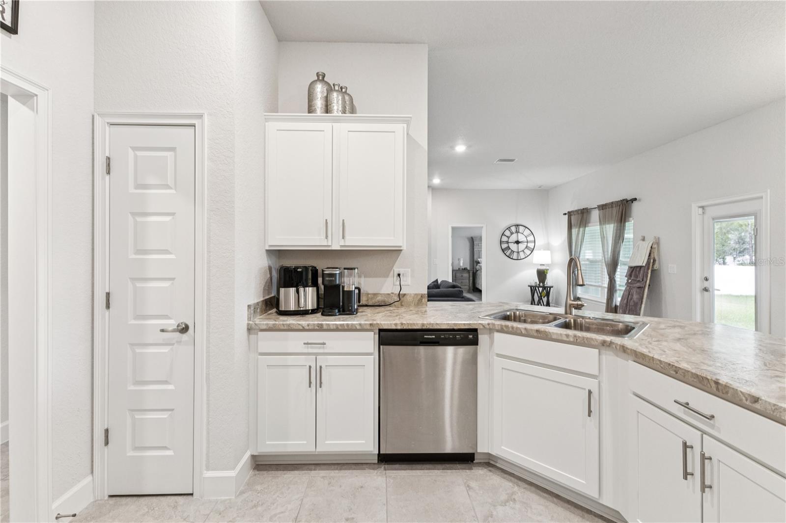 Image 14 of 29 For 11381 Mississippi Kite Avenue