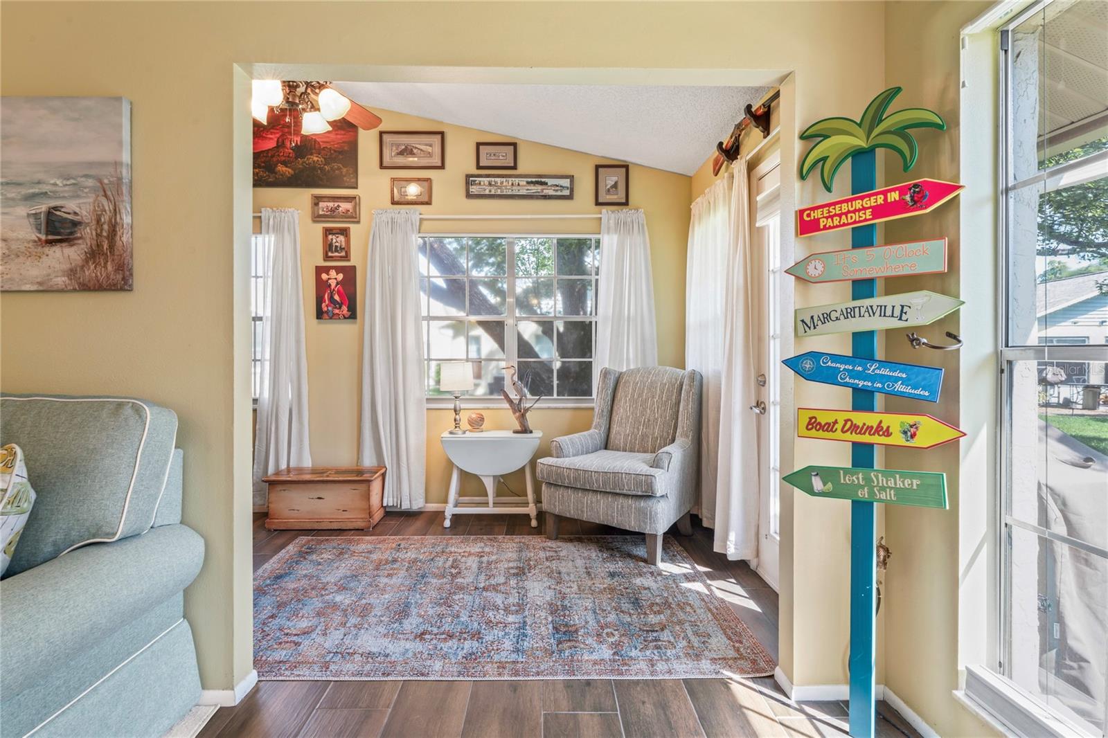 Image 19 of 66 For 4740 Carrington Court