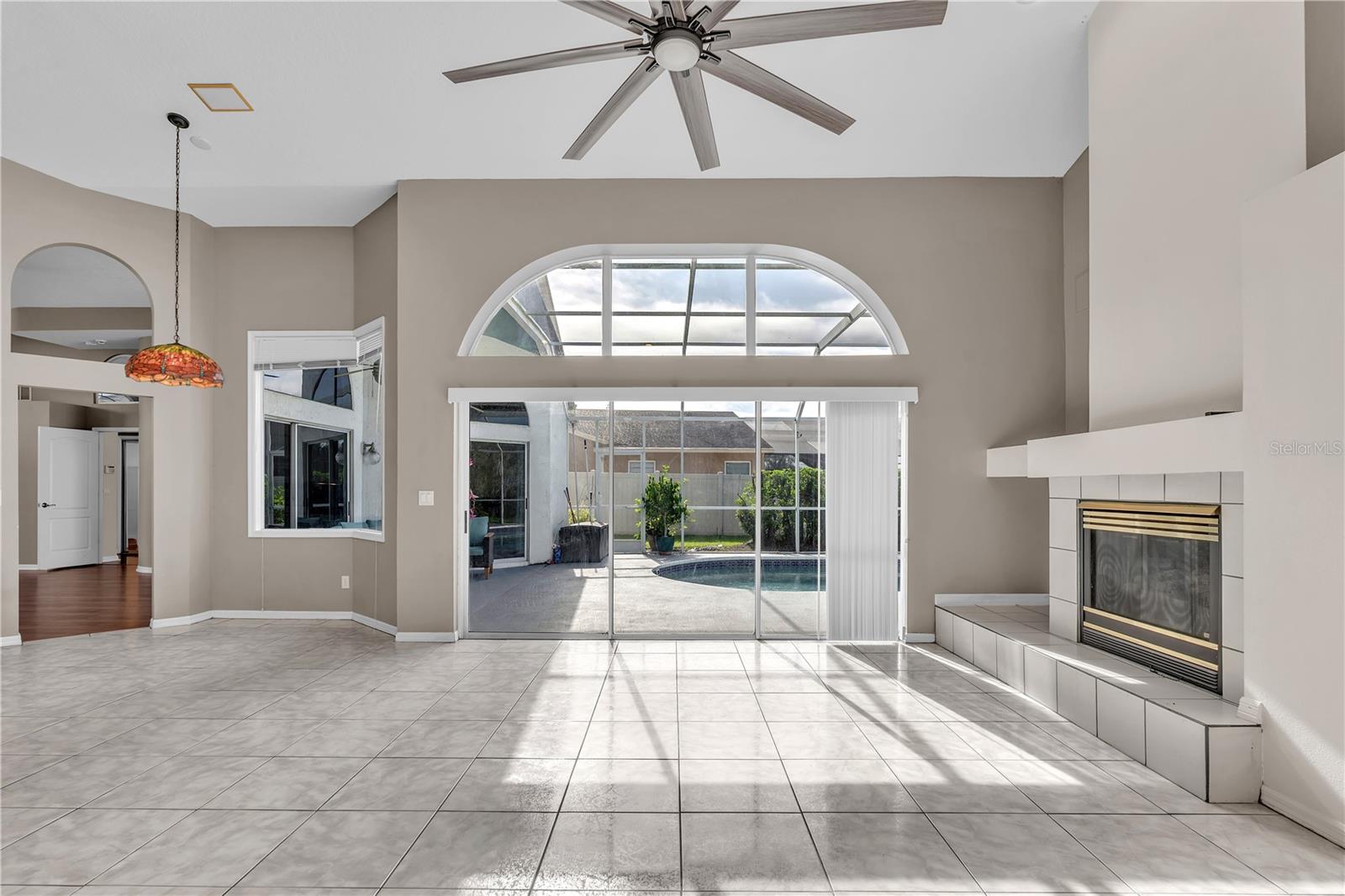Image 15 of 49 For 18118 Sweet Jasmine Drive