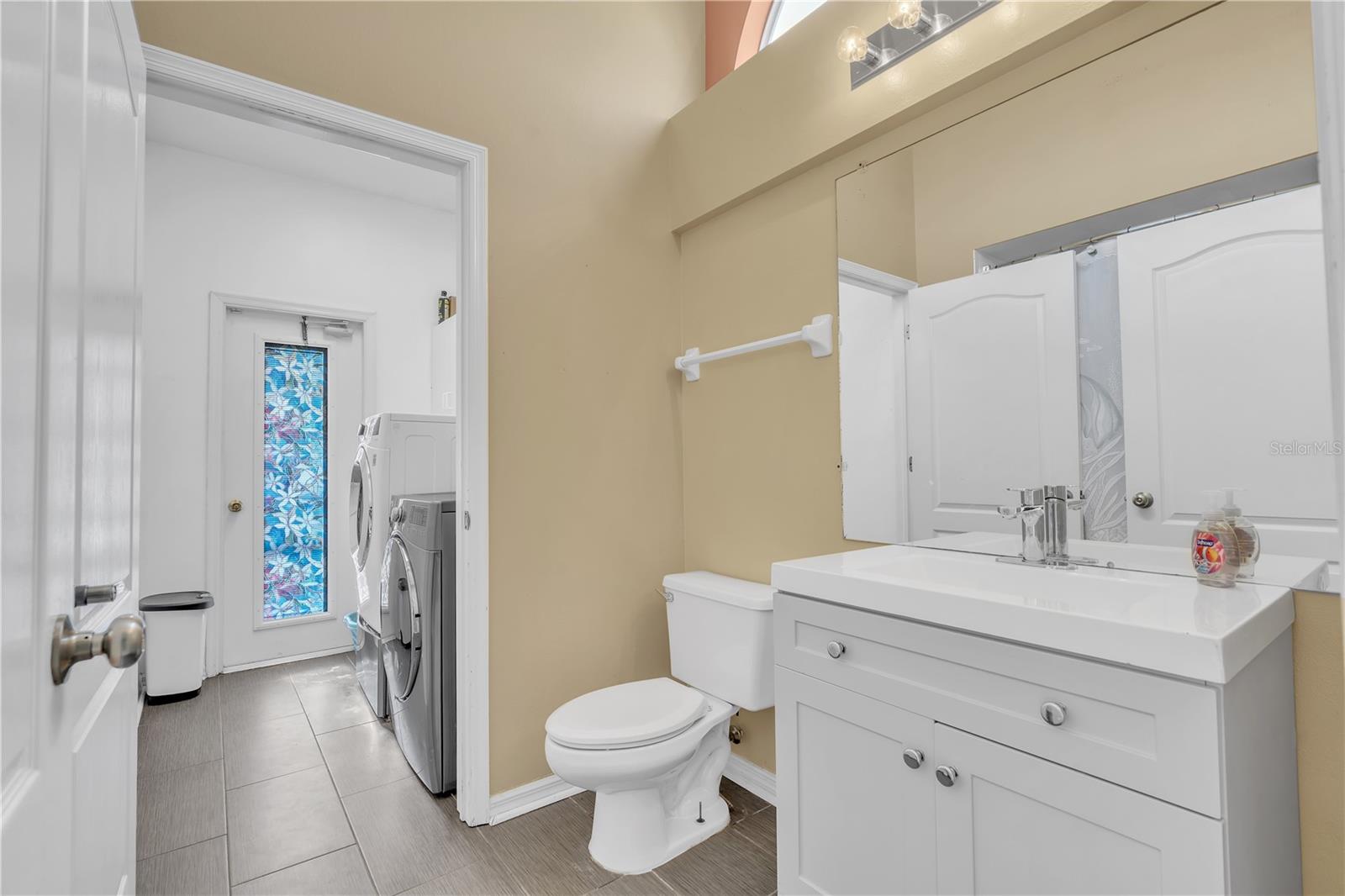 Image 24 of 49 For 18118 Sweet Jasmine Drive