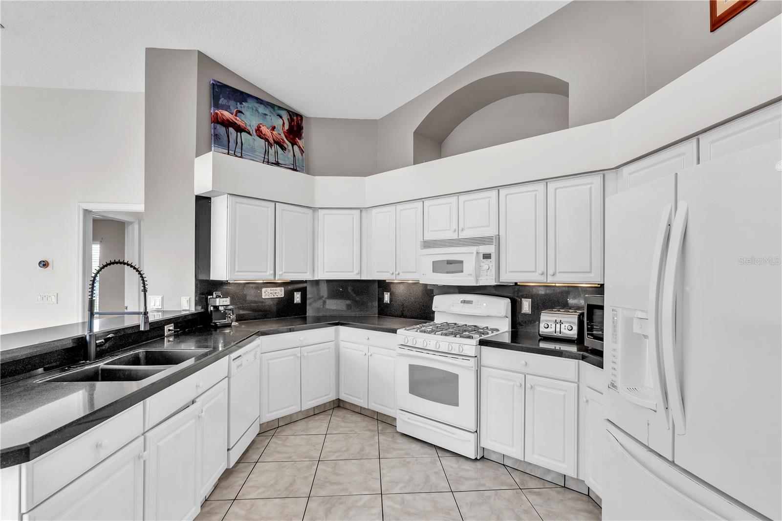 Image 41 of 49 For 18118 Sweet Jasmine Drive