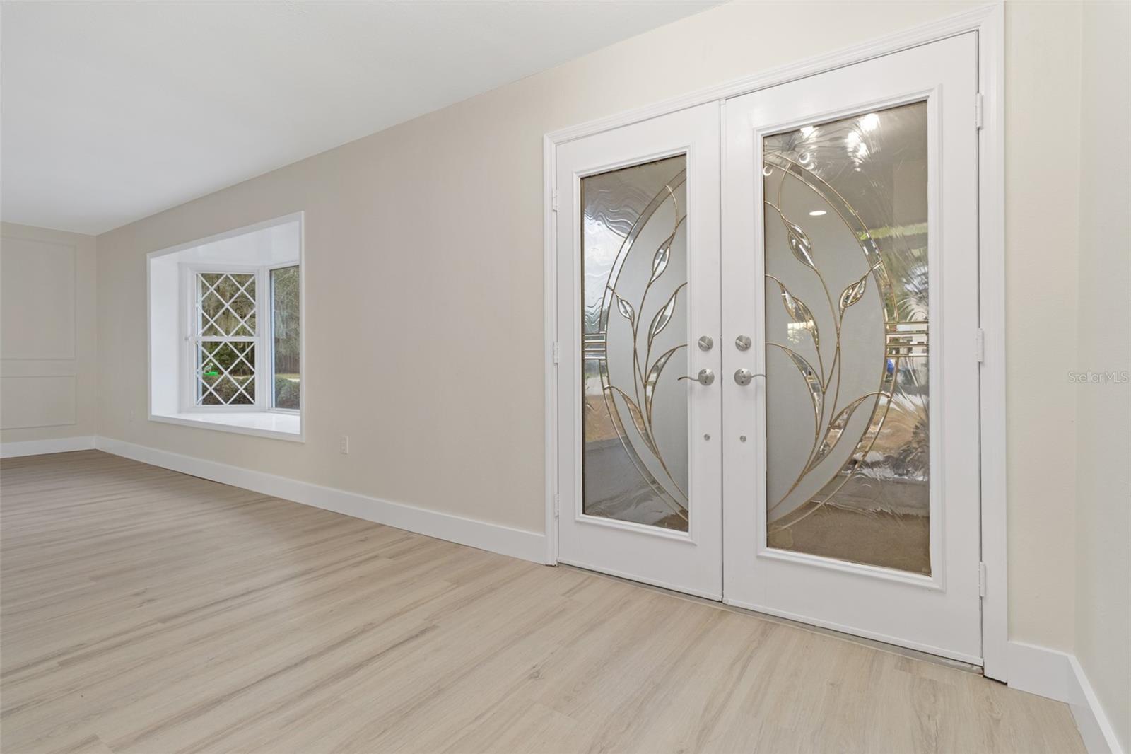 Image 17 of 52 For 3016 Abeline Road