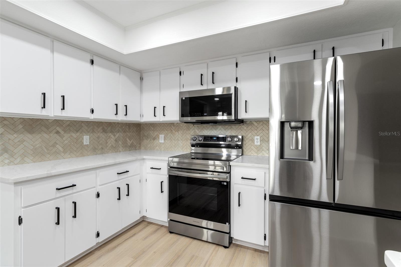 Image 24 of 52 For 3016 Abeline Road