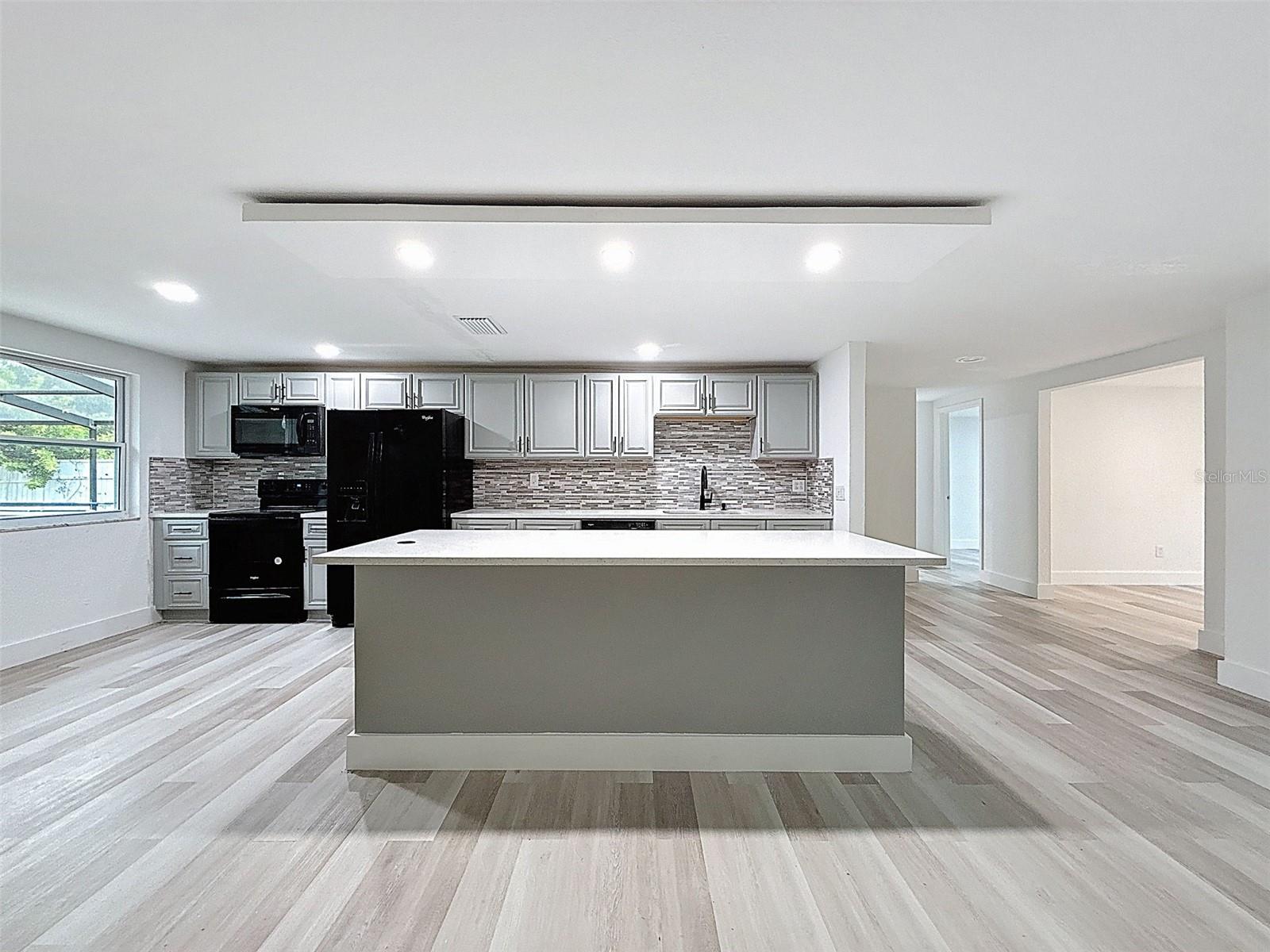 Image 19 of 84 For 9505 Delray Drive