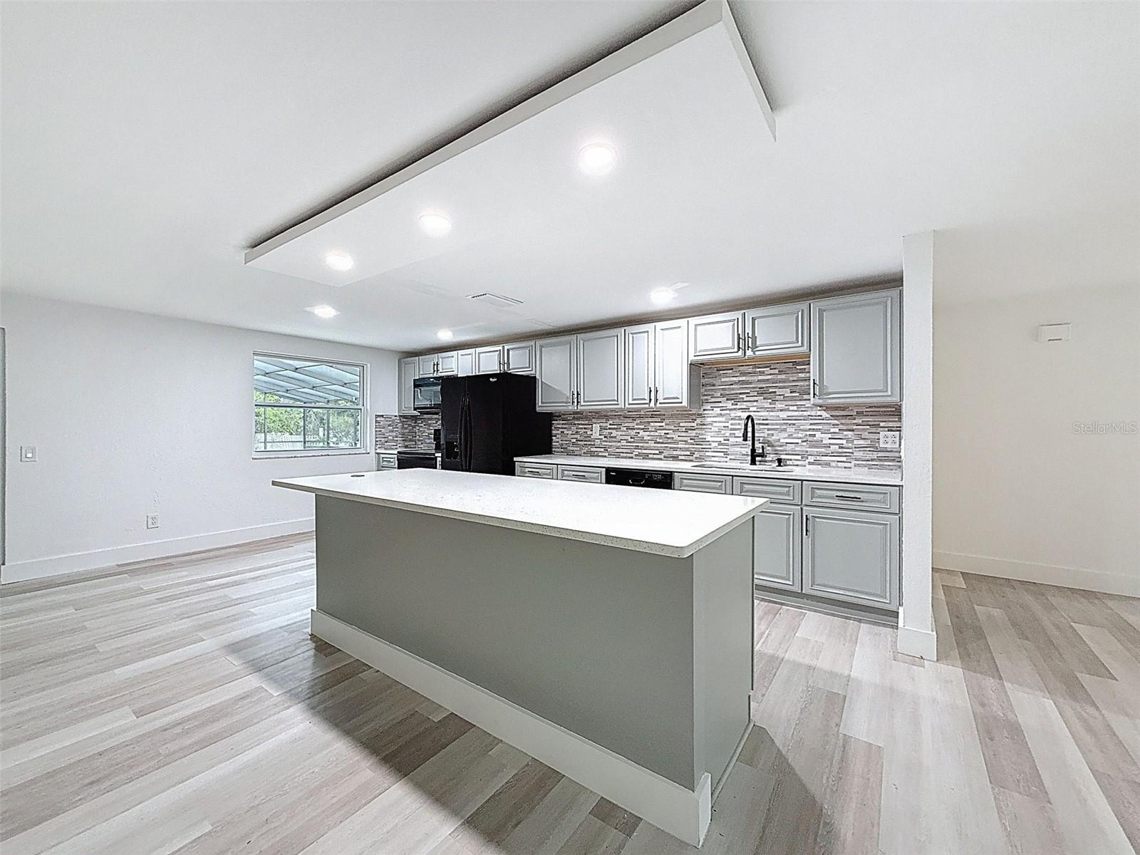 Image 20 of 84 For 9505 Delray Drive