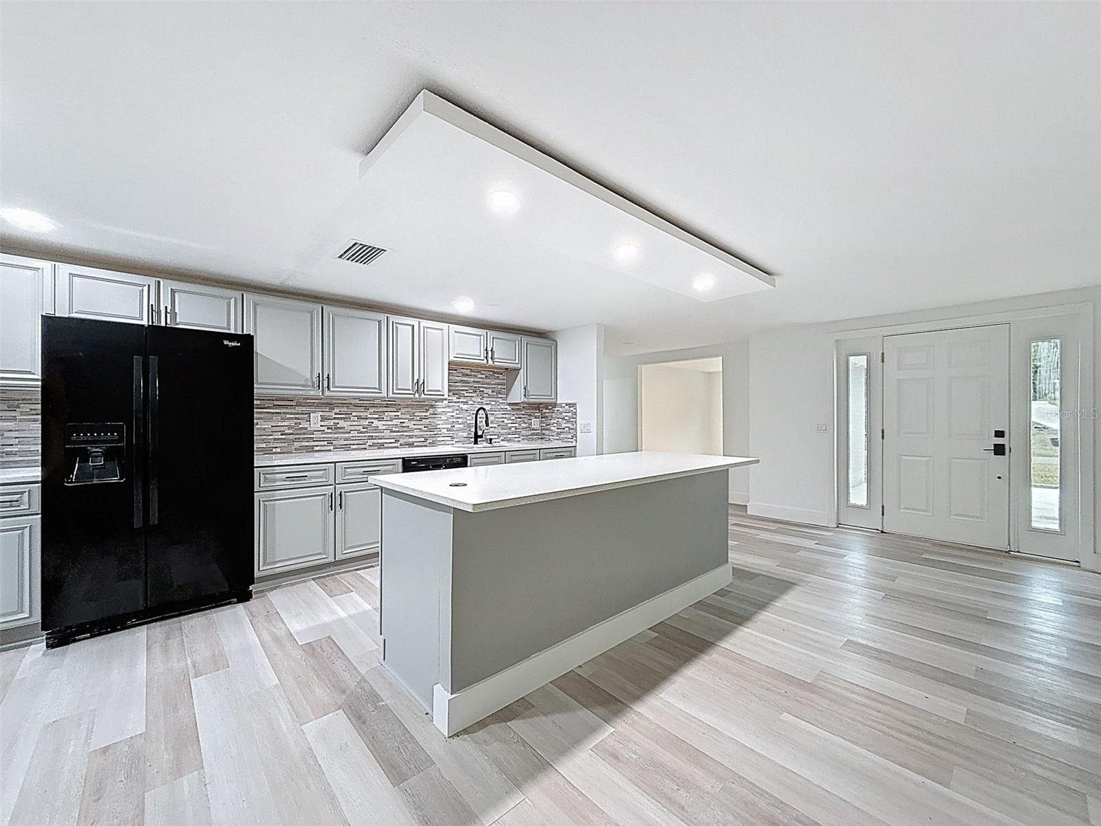 Image 25 of 84 For 9505 Delray Drive