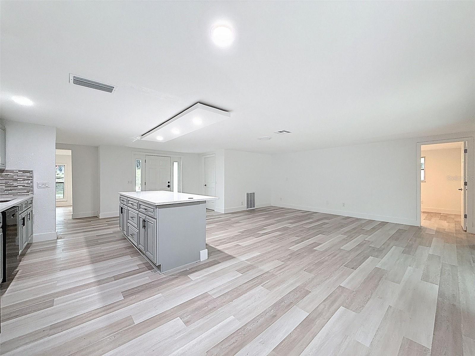 Image 30 of 84 For 9505 Delray Drive