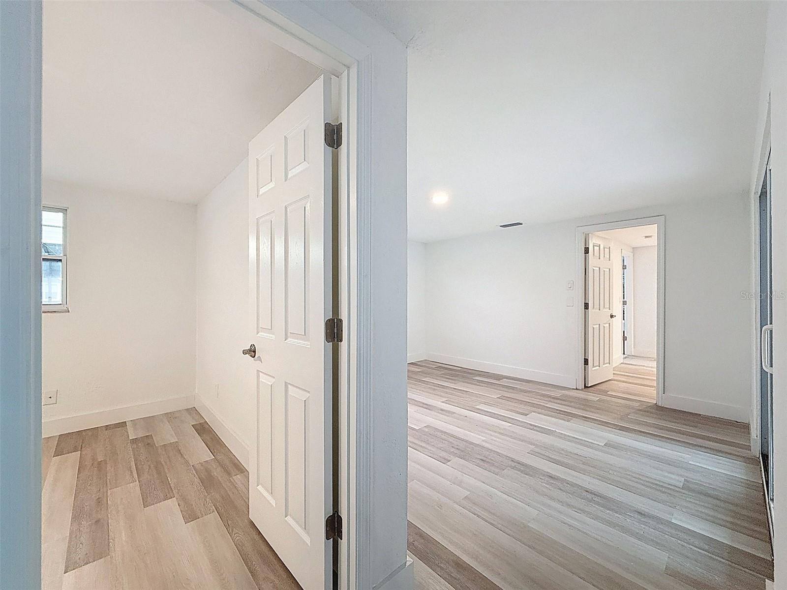 Image 44 of 84 For 9505 Delray Drive