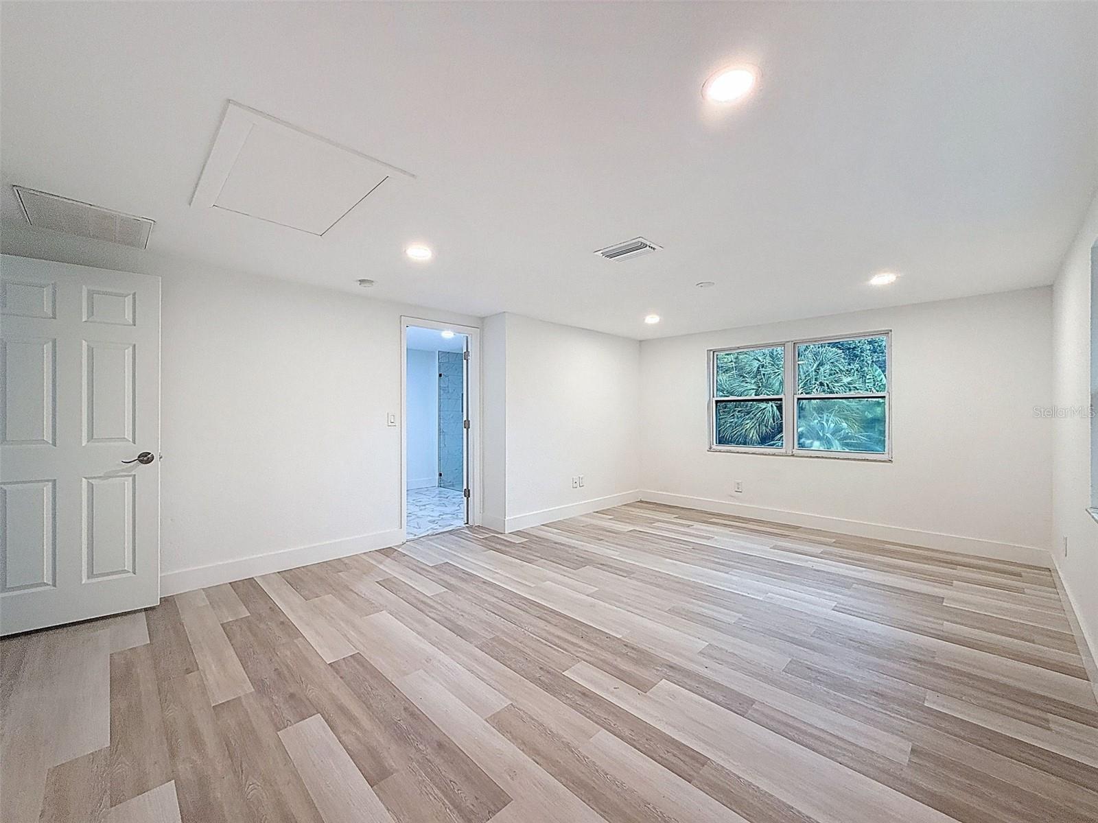 Image 54 of 84 For 9505 Delray Drive