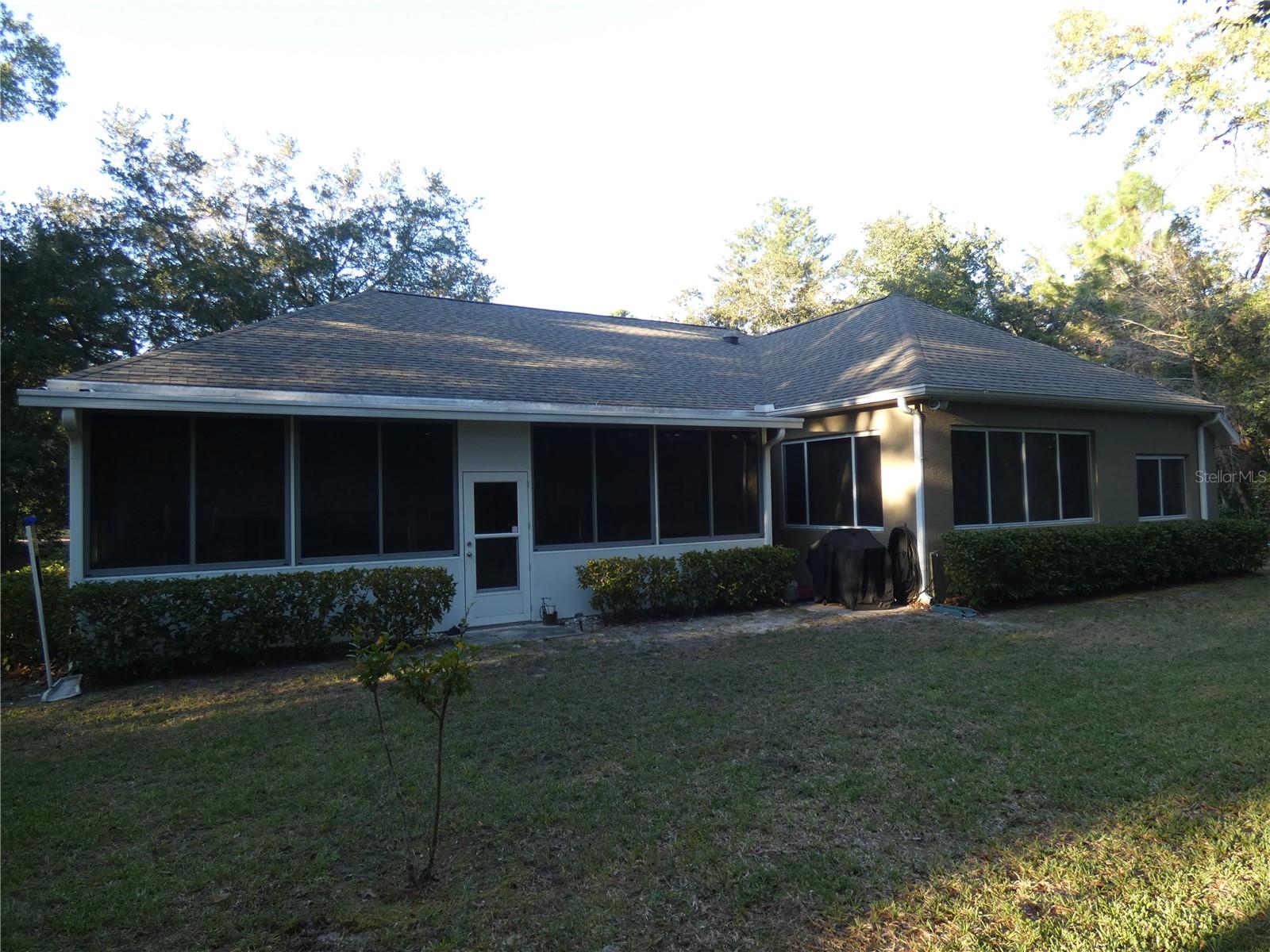 Image 3 of 4 For 5 Asparagus Court