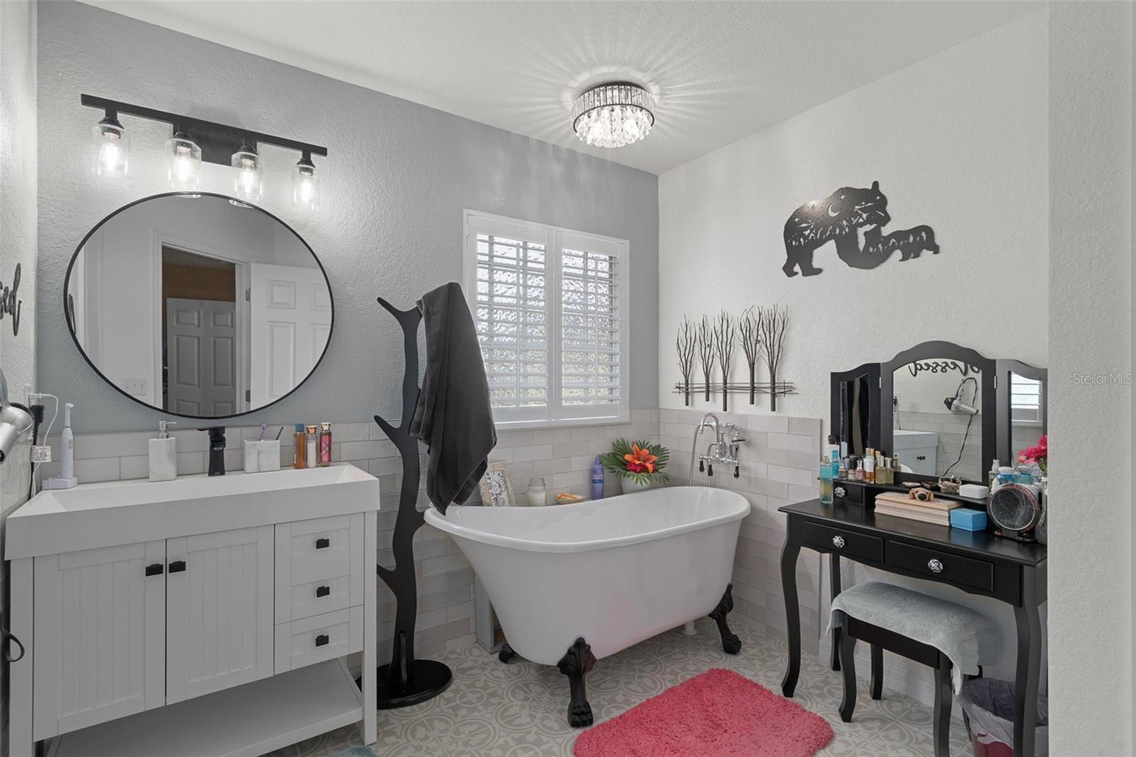 Image 32 of 61 For 7097 Potentilla Court