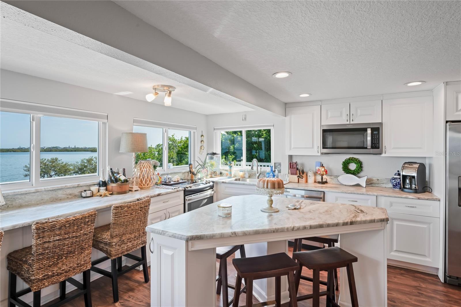 Image 15 of 75 For 6603 Driftwood Drive