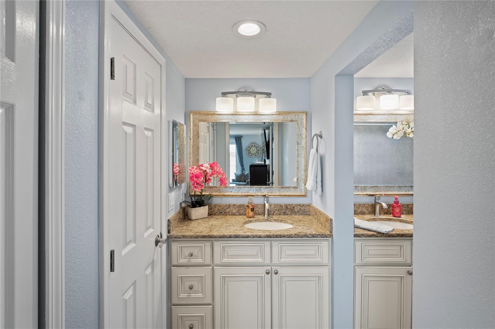 Image 24 of 75 For 6603 Driftwood Drive