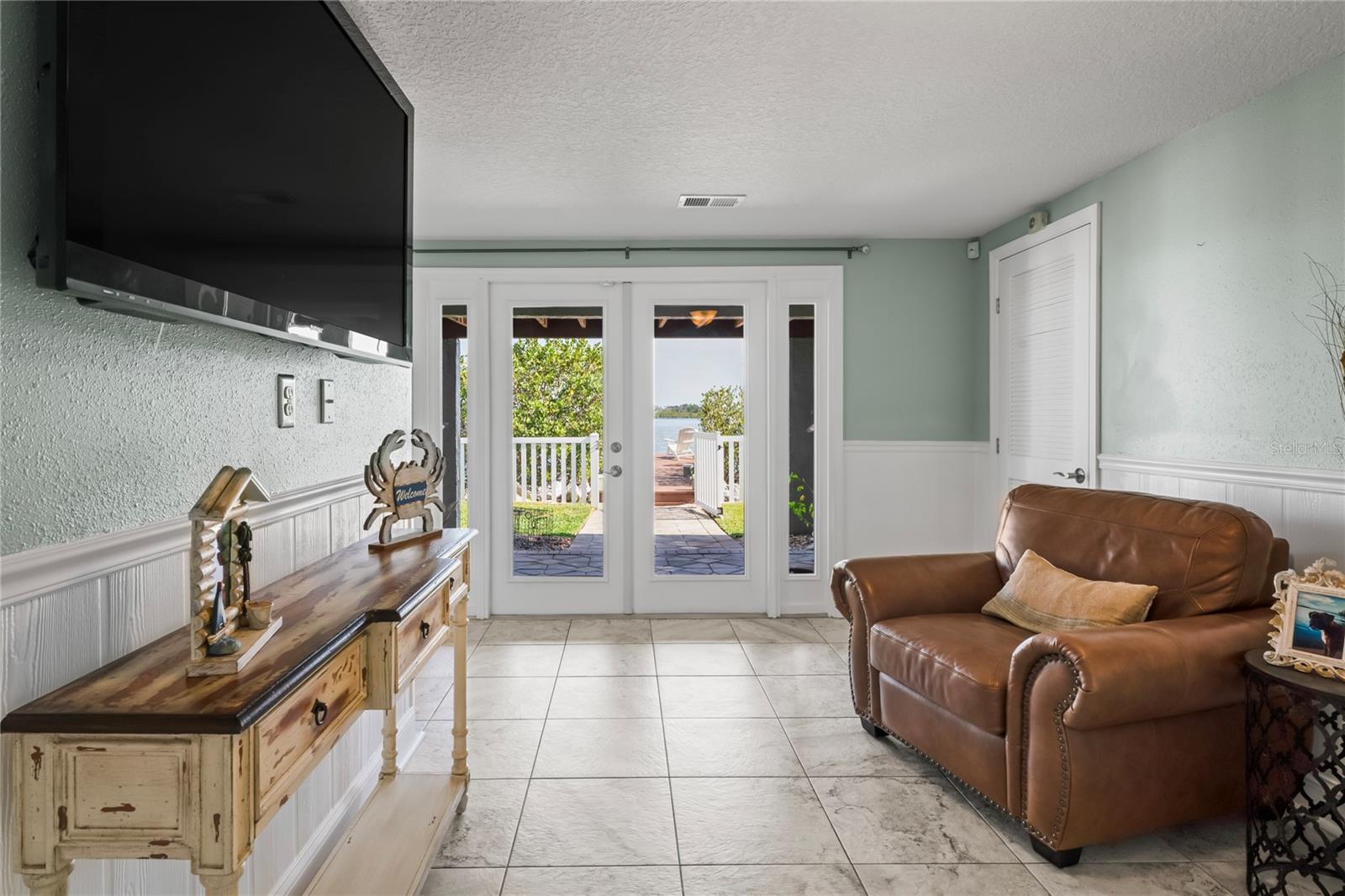 Image 31 of 75 For 6603 Driftwood Drive