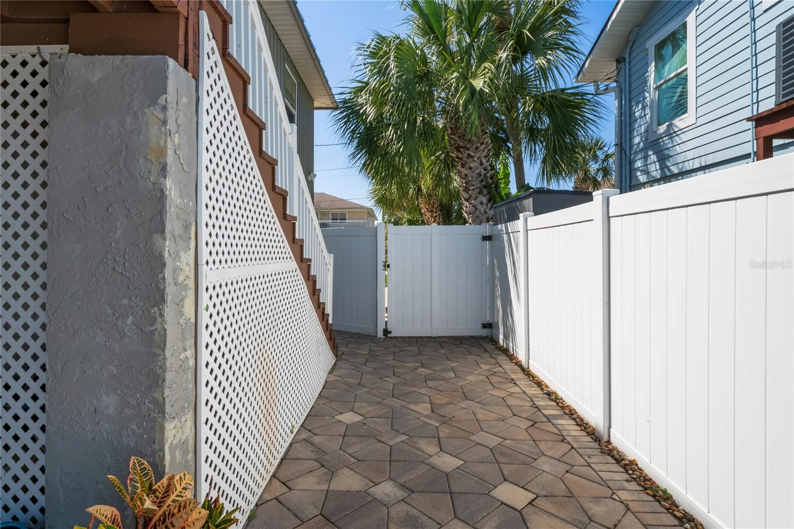 Image 56 of 75 For 6603 Driftwood Drive