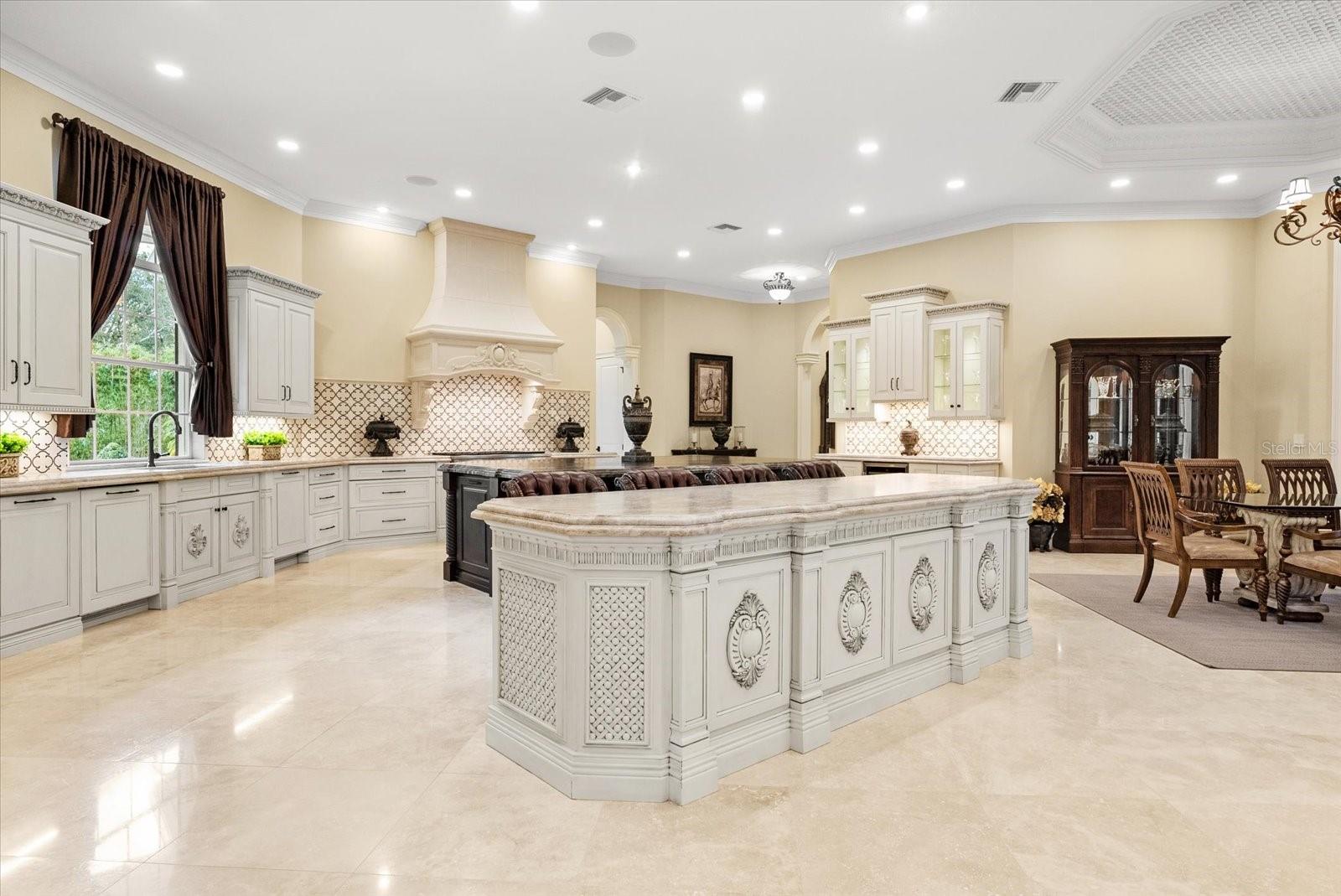 Image 24 of 100 For 921 Sweetwater Club Boulevard